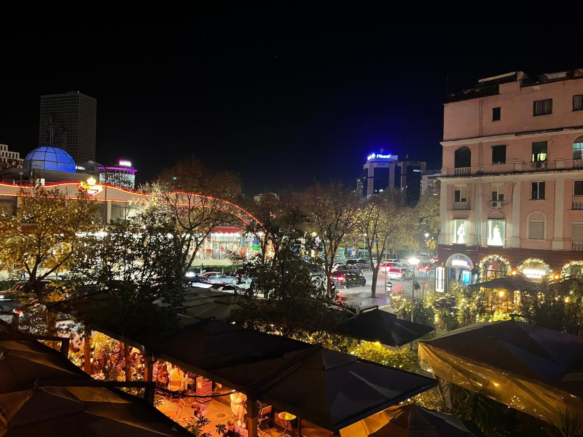 Aj Apartments - Hidden Gem In Front Of Taiwan Center Tirana Exteriér fotografie